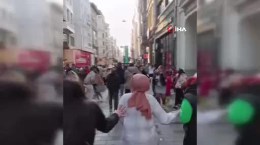 İstanbul'da İstiklal Caddesi'nde patlama! Yaralılar var