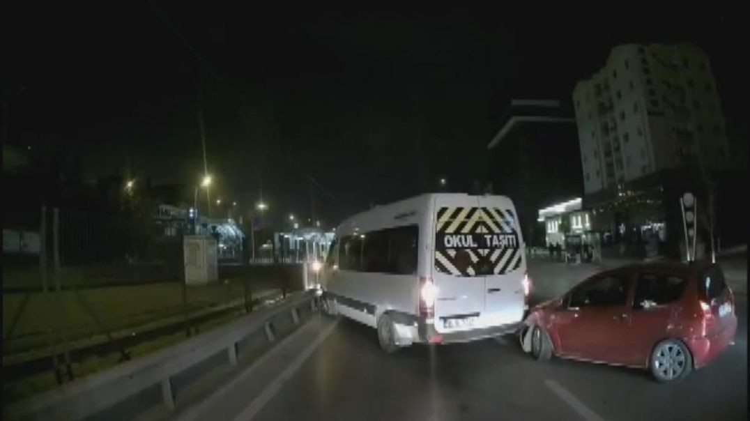 Bursa'da zincirleme kazaya ramak kala durdu!