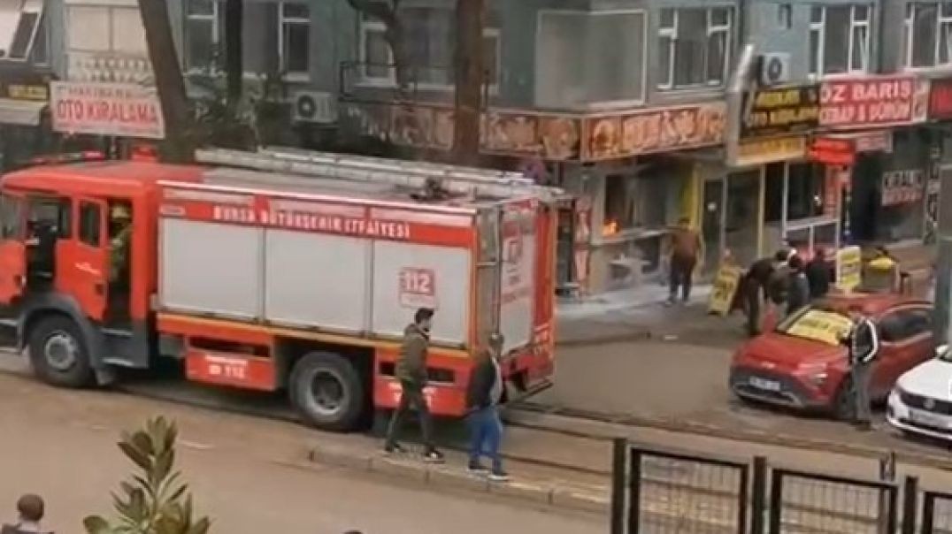 Bursa'da dönerci dükkanında panik dolu dakikalar!