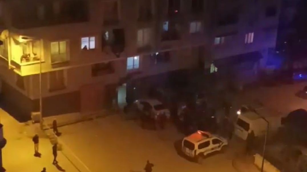 Bursa'da dehşet anları! Husumetlisinin evine kurşun yağdırdı