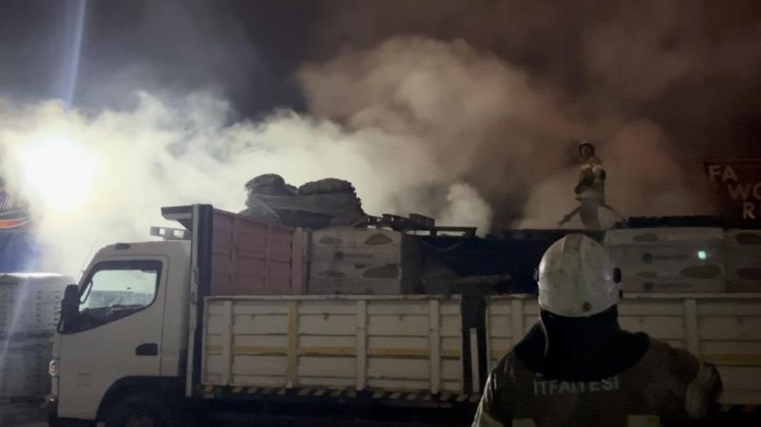 Bursa'da elektrik trafosu yalıtım malzemelerini küle çevirdi!