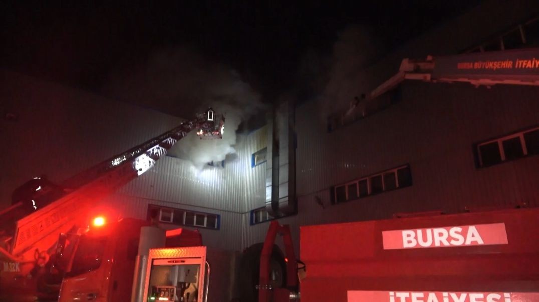 Bursa'da tekstil fabrikasında büyük yangın! Başkan Aktaş'tan açıklama