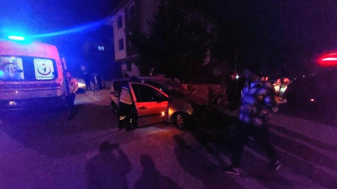 Bursa'da duvara çarparak ölümle burun buruna geldiler: 1'i ağır 2 yaralı!