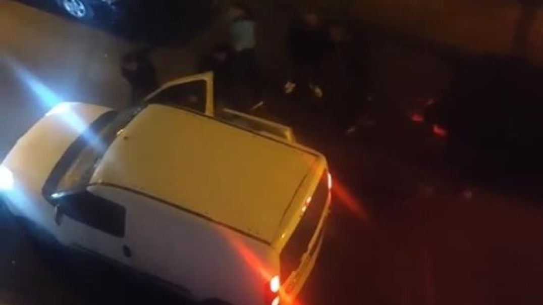 Bursa'da borç tartışması tekmeli yumruklu kavgaya döndü... Meydan savaşı kamerada!