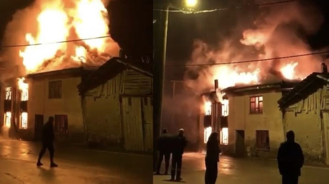 Bursa'da elektrik kontağındaki kıvılcım 2 katlı evi küle çevirdi!