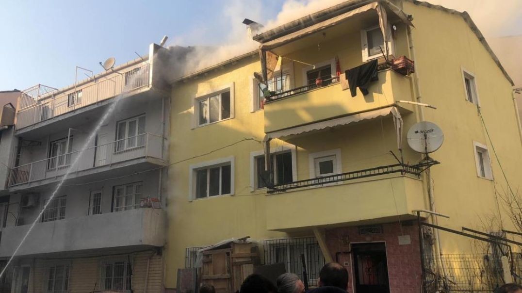 Bursa'da bahçede çıkan yangın evlere sıçramak üzereyken söndürüldü!
