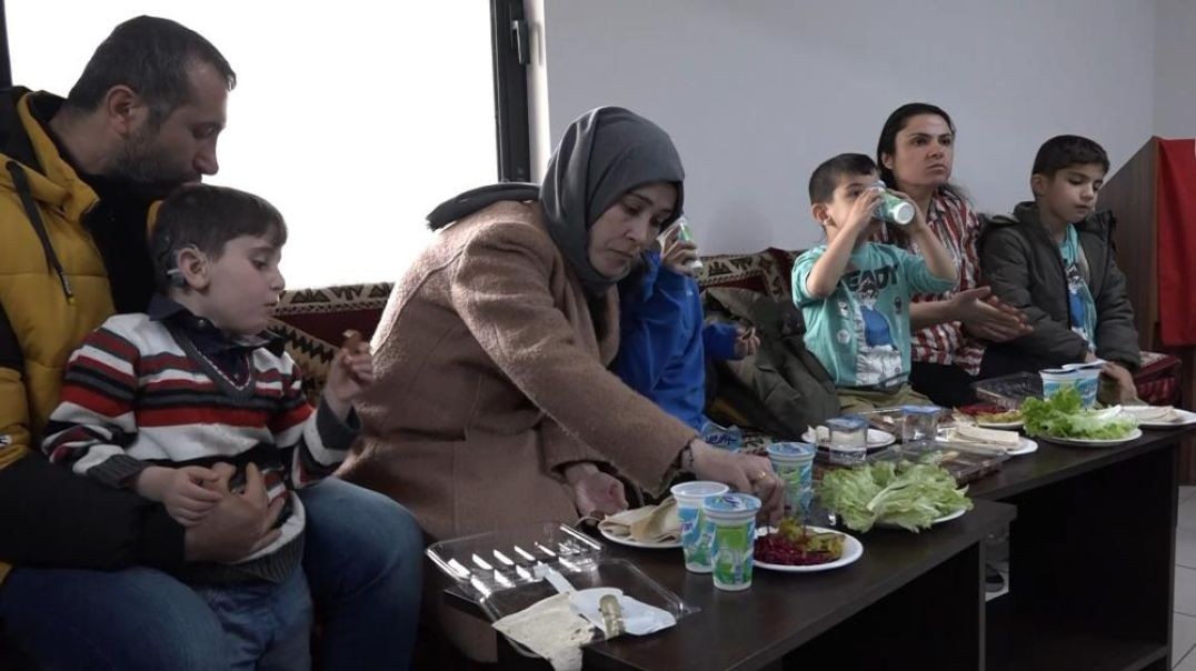 Adıyaman'dan Bursa'ya gelen depremzede aile yürek yaktı