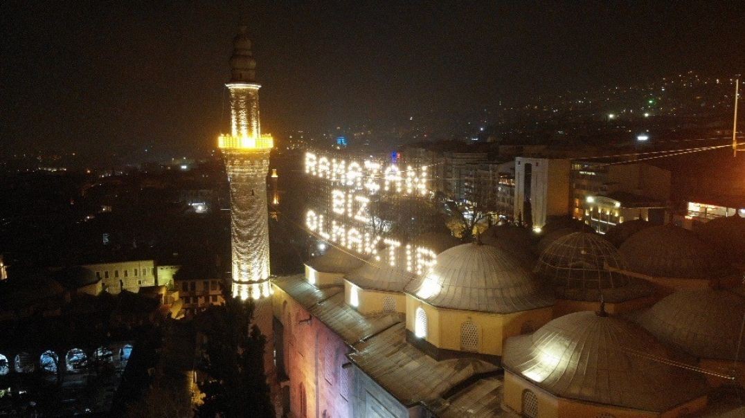 624 yıllık Bursa Ulu Camii mahyasında birlik mesajı!
