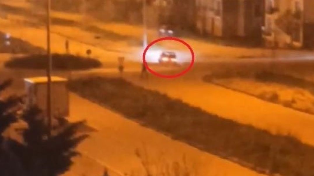 Bursa'da gece yarısı driftle mahalleyi ayağa kaldırdı!