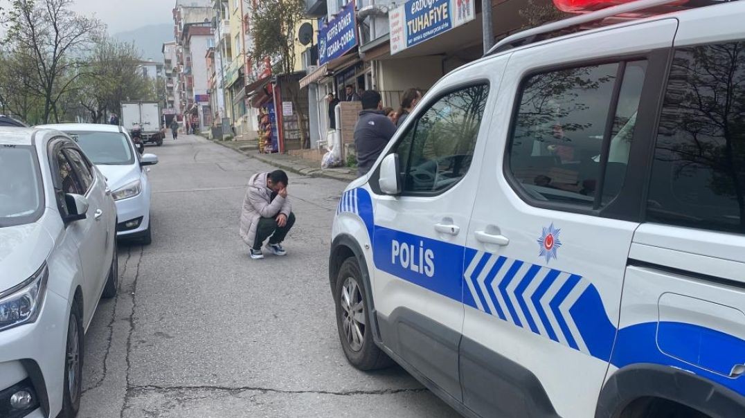 Bursa'da sağlık çalışanı damar yolu açık şekilde ölü bulundu