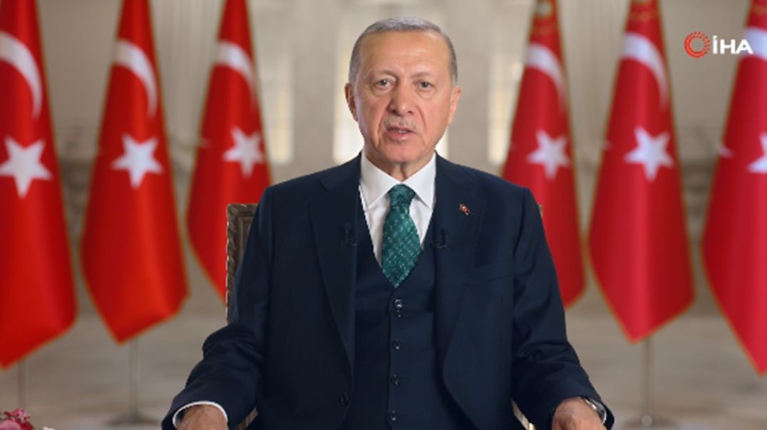 Erdoğan, vatandaşların ramazan bayramı'nı kutladı 