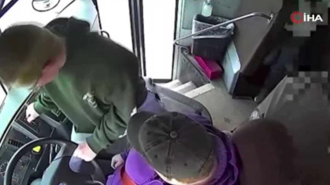Şoförü bayılan otobüsü faciadan 13 yaşındaki çocuk kurtardı