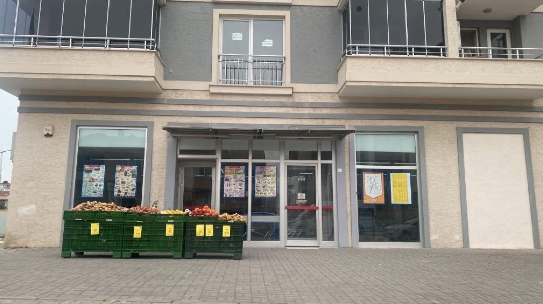 Bursa'da zincir market kasiyeri ve müşteri birbirine girdi!