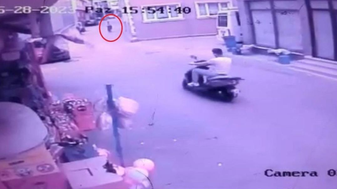 Bursa'da bomboş yolda kafa kafaya çarpıştılar: 2 yaralı!