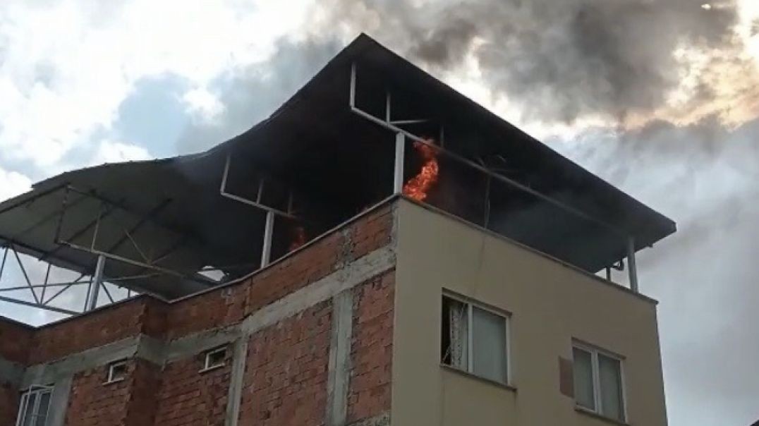 Bursa’da tarihi simit fırını yakınların korku dolu anlar!