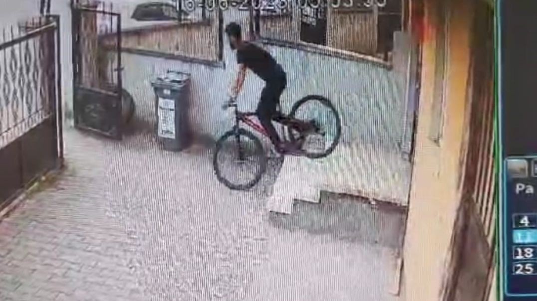 Bursa'da sakin tavırlı hırsız bisikleti çalıp yok oldu!