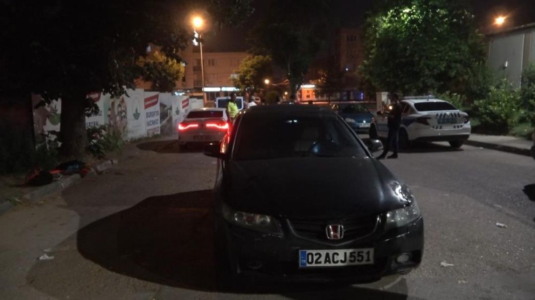 Bursa'da çalıntı araçla keyif turuna polis engeli!