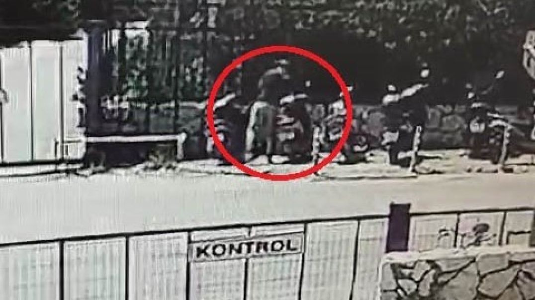 Bursa'da fabrika işçisinin motosikletinin çalındığı anlar kamerada!