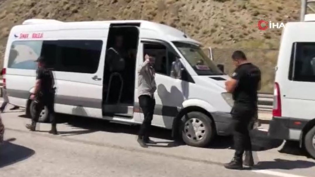 Kılıçdaroğlu'nun konvoyu kaza yaptı: 4 yaralı!