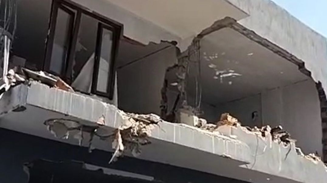 Bursa'da olaylı yıkım...Kaçak bina yıkımında  arbede yaşandı!