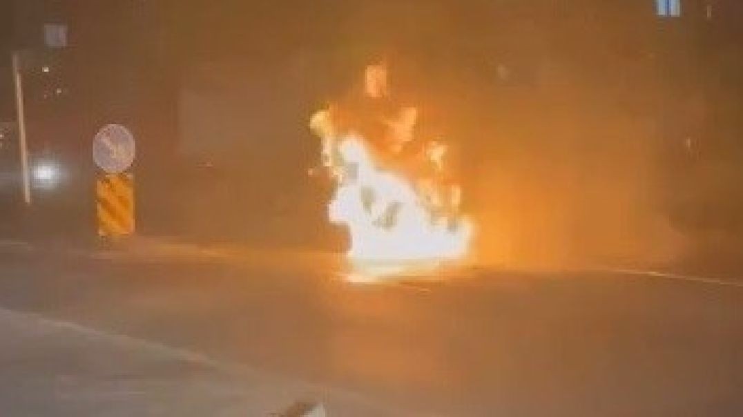 Bursa'da seyir halindeki otomobil cayır cayır yandı