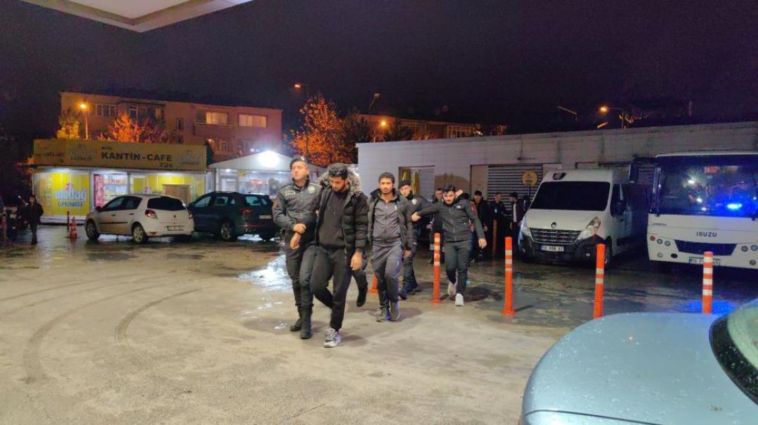 Bursa'da 23 Suriyeli kaçak mülteci yakalandı