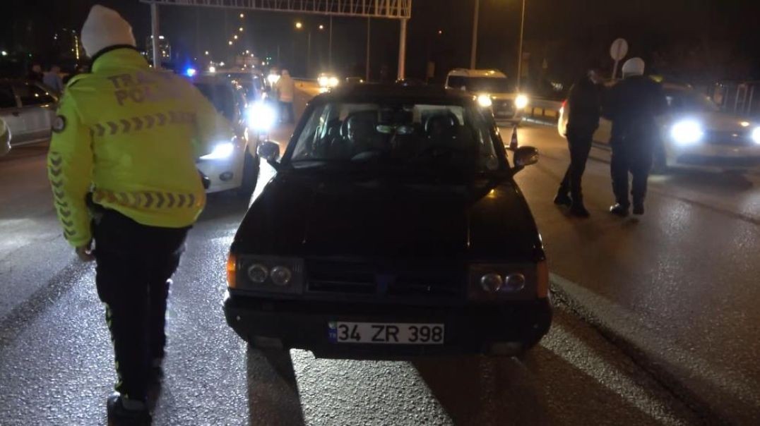Bursa'da alkollü sürücünün pavyon sevdasına ehliyetinin alınması engel olamadı!