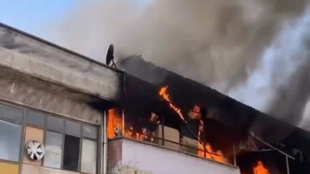 Bursa'da mobilya imalathanesinde yangın paniği!