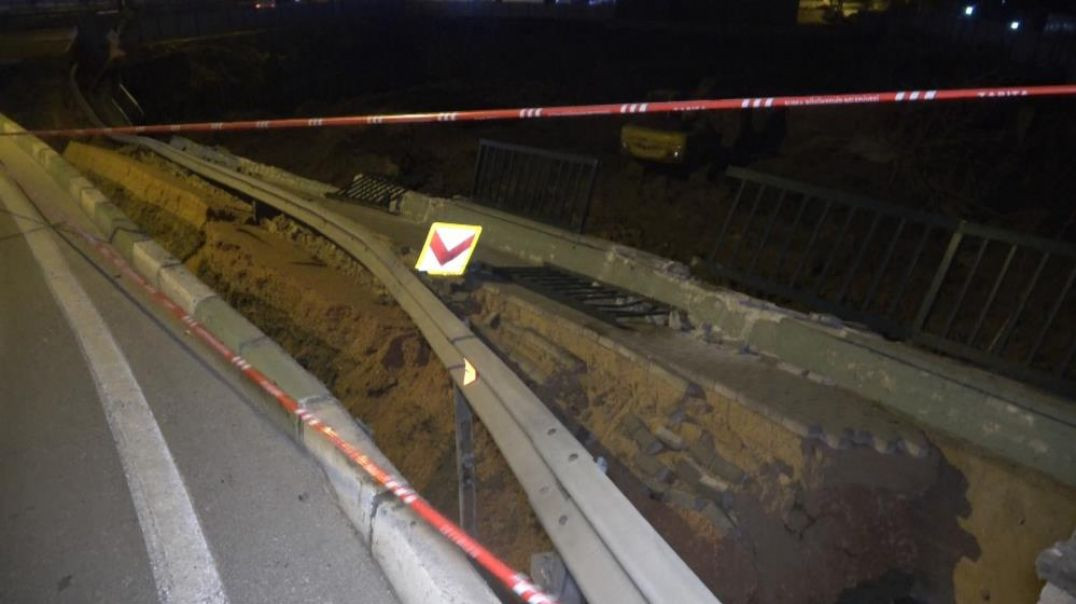 Bursa'nın en işlek caddesinde yol çöktü: Trafiğe kapatıldı!