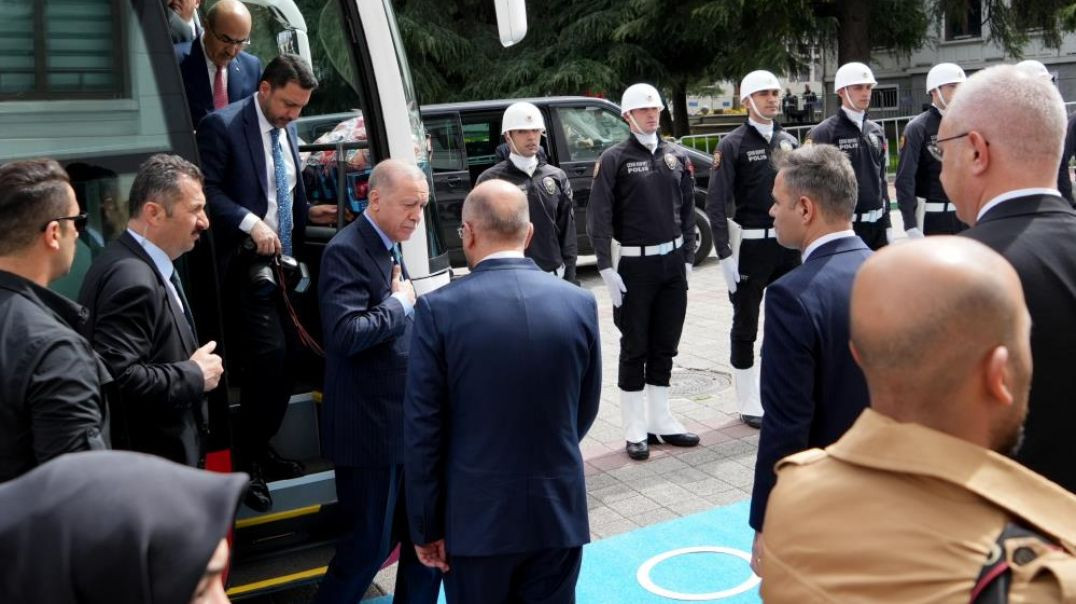 Cumhurbaşkanı Erdoğan Bursa'da coşkuyla karşılandı