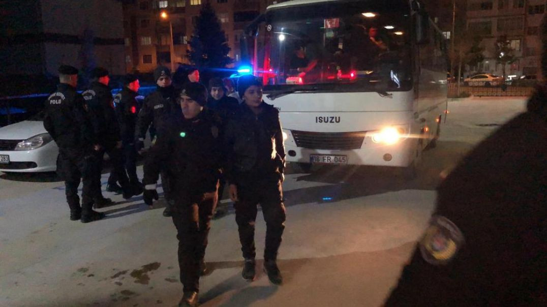 Bursa'da Suriyeli 30 kaçak göçmen yakalandı