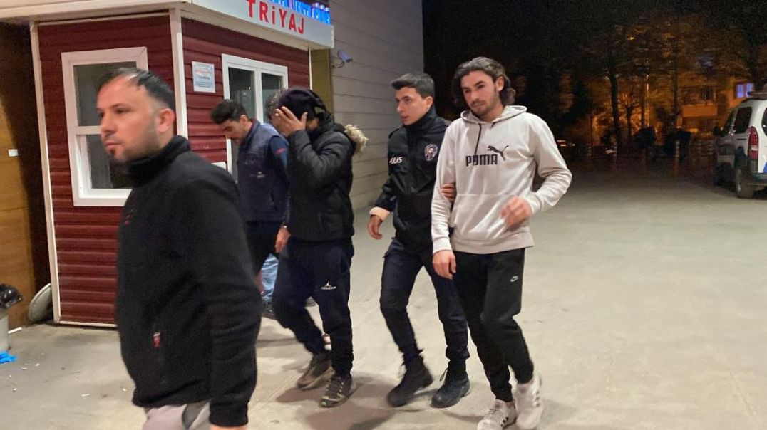Bursa'da Suriyeli kaçak göçmenler kavga edince kendilerini ele verdi!