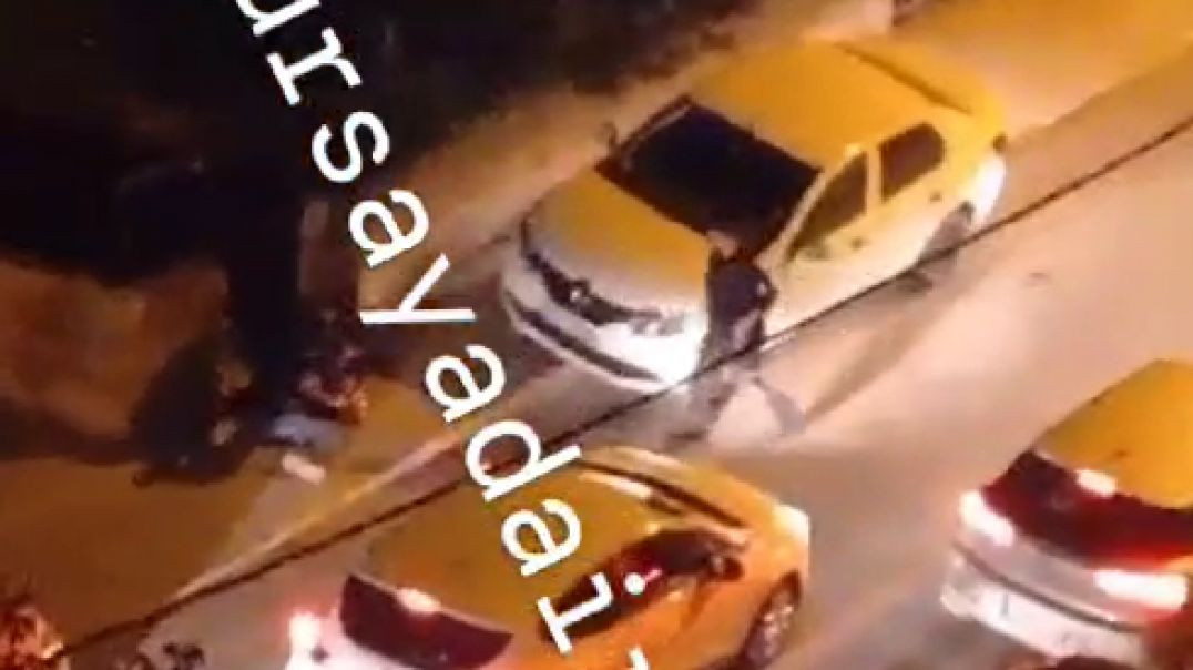 İstanbul'da belinde oyuncak silah taşıyan genç kaçınca polisle kovalamaca yaşadı!