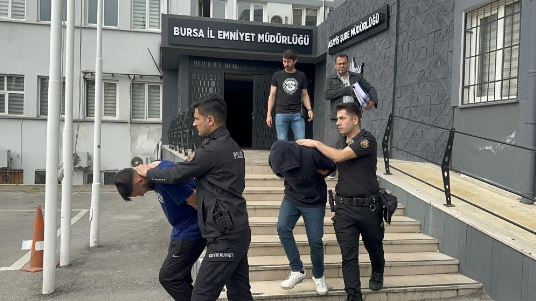 Bursa'da sahte genç kız profiliyle dolandıran çete üyeleri tutuklandı