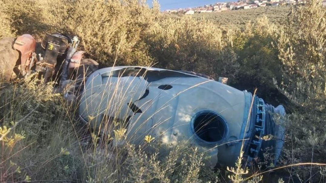 Bursa'da traktörün şarampole yuvarlanmasıyla altında kaldı