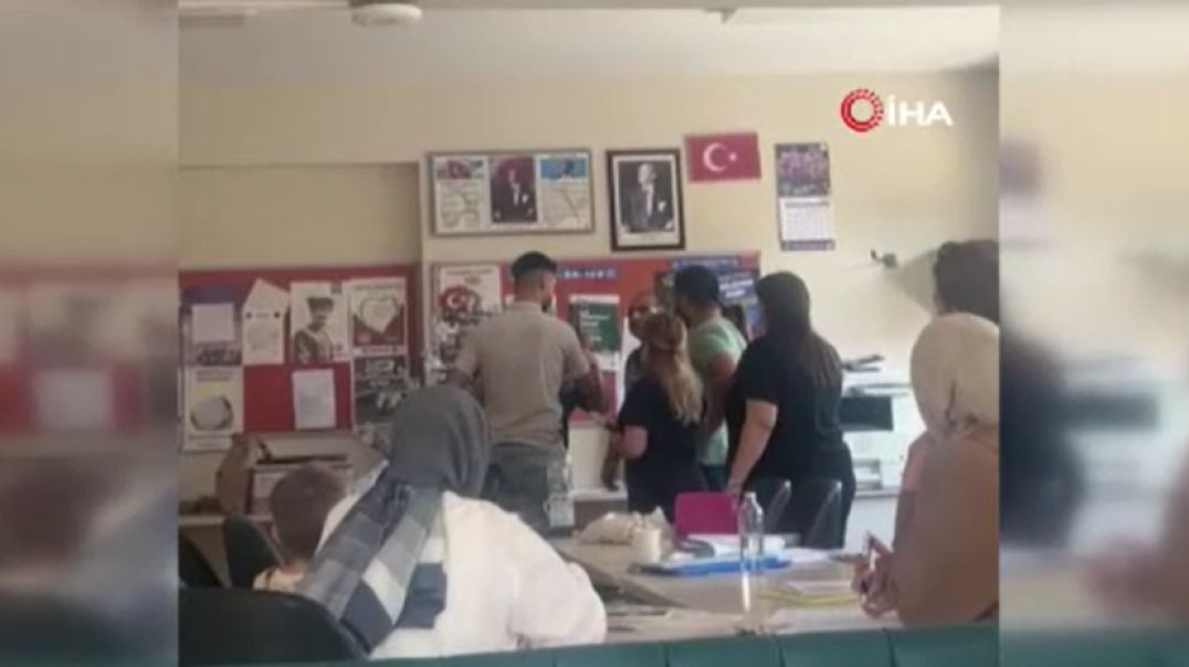 İstanbul'da bir öğretmen daha saldırıya uğradı!