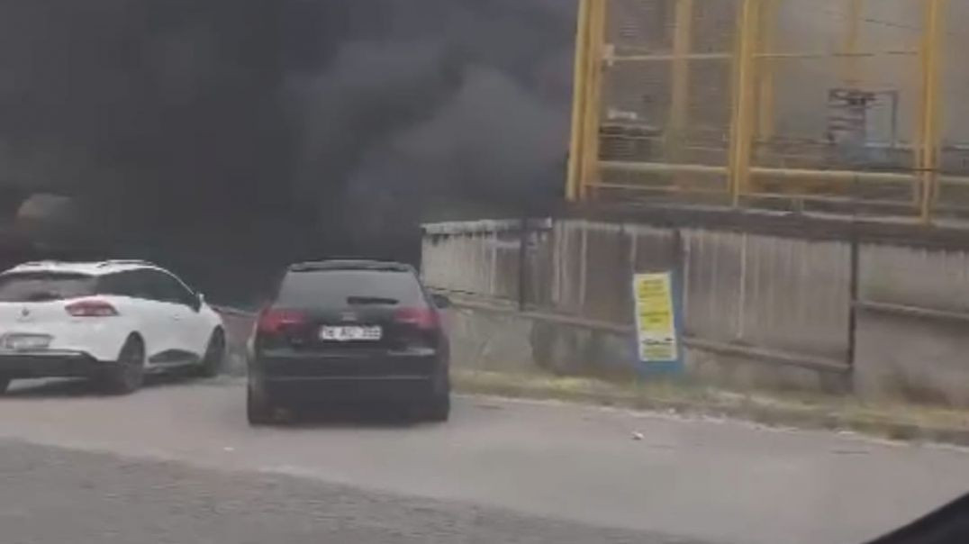 Bursa'da fabrika yangını… İtfaiye ekipleri sevk edildi!
