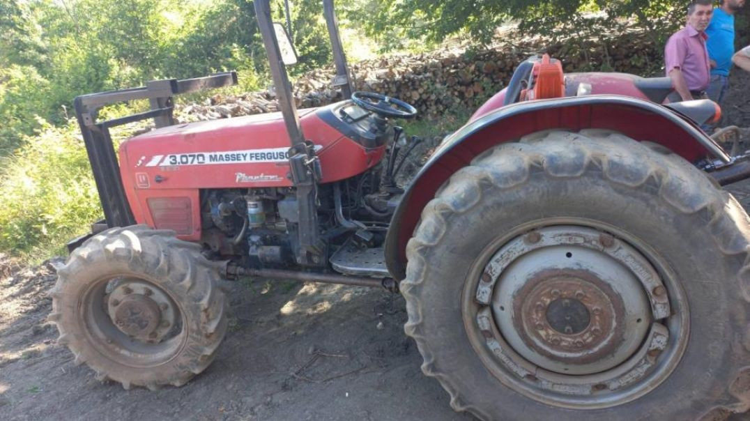 Bursa'da traktör kazasında 1 ağır 4 orman işçisi yaralandı