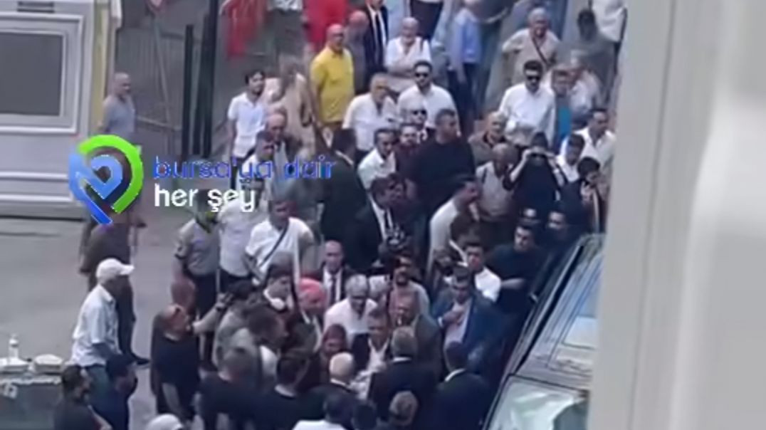 Özgür Özel'i Başkan Bozbey karşıladı