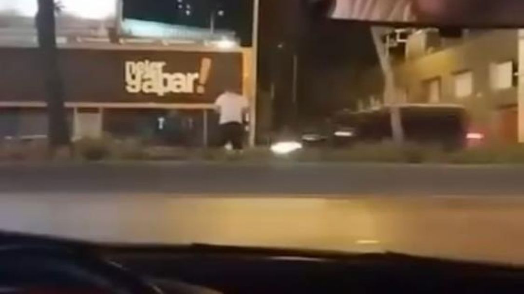 Bursa'da alkollü adam kendini yola atınca araba çarptı