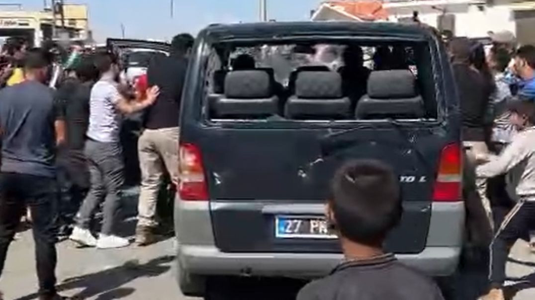 Suriye'de Türk araçlarına saldırı!