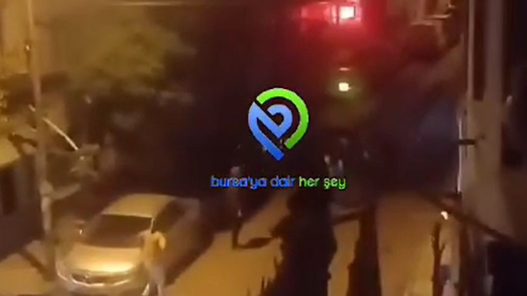 Bursa'da taksicilerden para vermeyen müşterinin evine baltalı sopalı baskın!