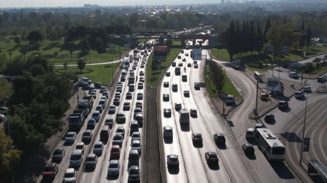 Bursa trafiğinde okul yoğunluğu!