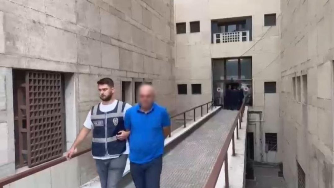 Bursa'da 44 Yıl hapis cezası bulunan firari kiralık araçta yakalandı