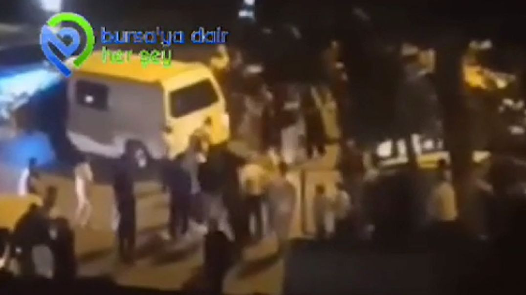 Bursa'da beklenen sağanak yağış başladı