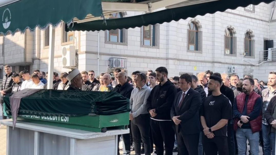 Bursa'da eşi tarafından öldürülen diş doktoru sonsuzluğa uğurlandı