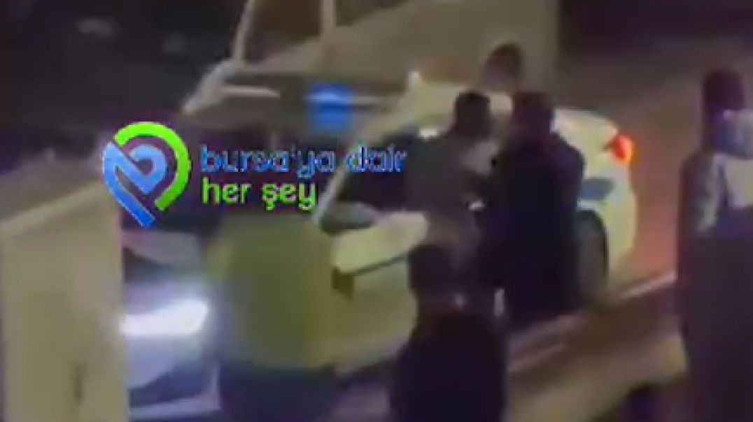 Bursa'da polisle nefes kesen kovalamaca: Sokağı birbirine katan şahıs yakalandı!