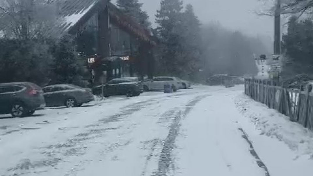 Uludağ yeniden beyaz örtüyle kaplandı