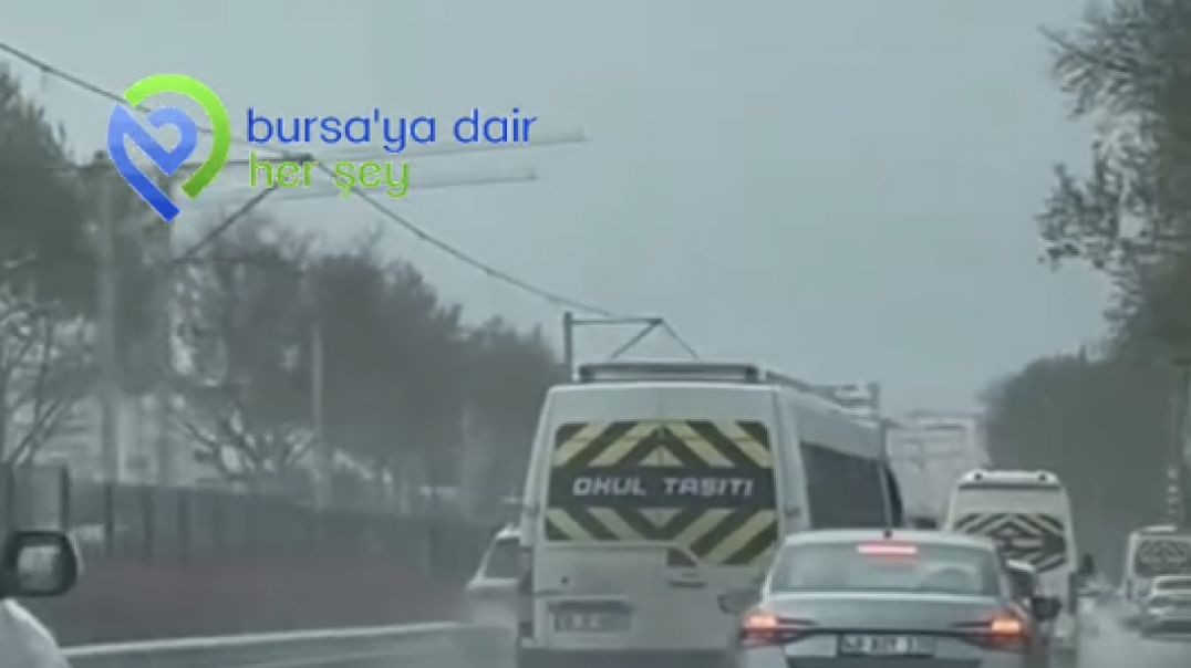 Bursa'da okul servisiyle makas atarak ölüme süren maganda kamerada