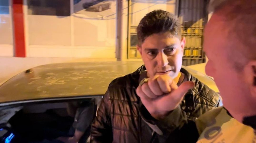 Bursa'da polise yakalanan Suriyeli alkollü sürücü yarım birasını içmeyi ihmal etmedi